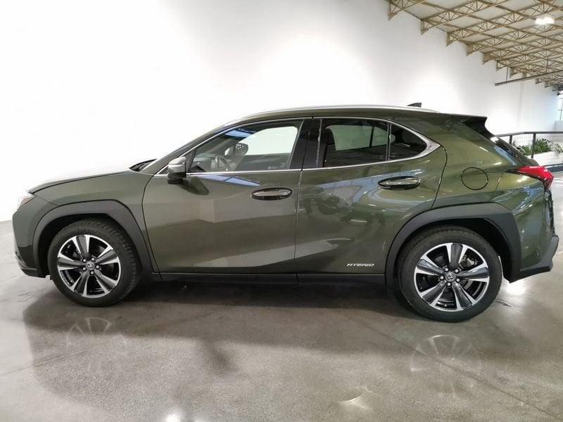 Lexus UX 250h 2.0 Executive 2wd cvt