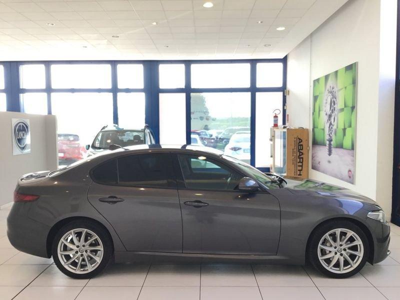 Alfa Romeo Giulia 2.2 Turbodiesel 190 CV AT8 Executive