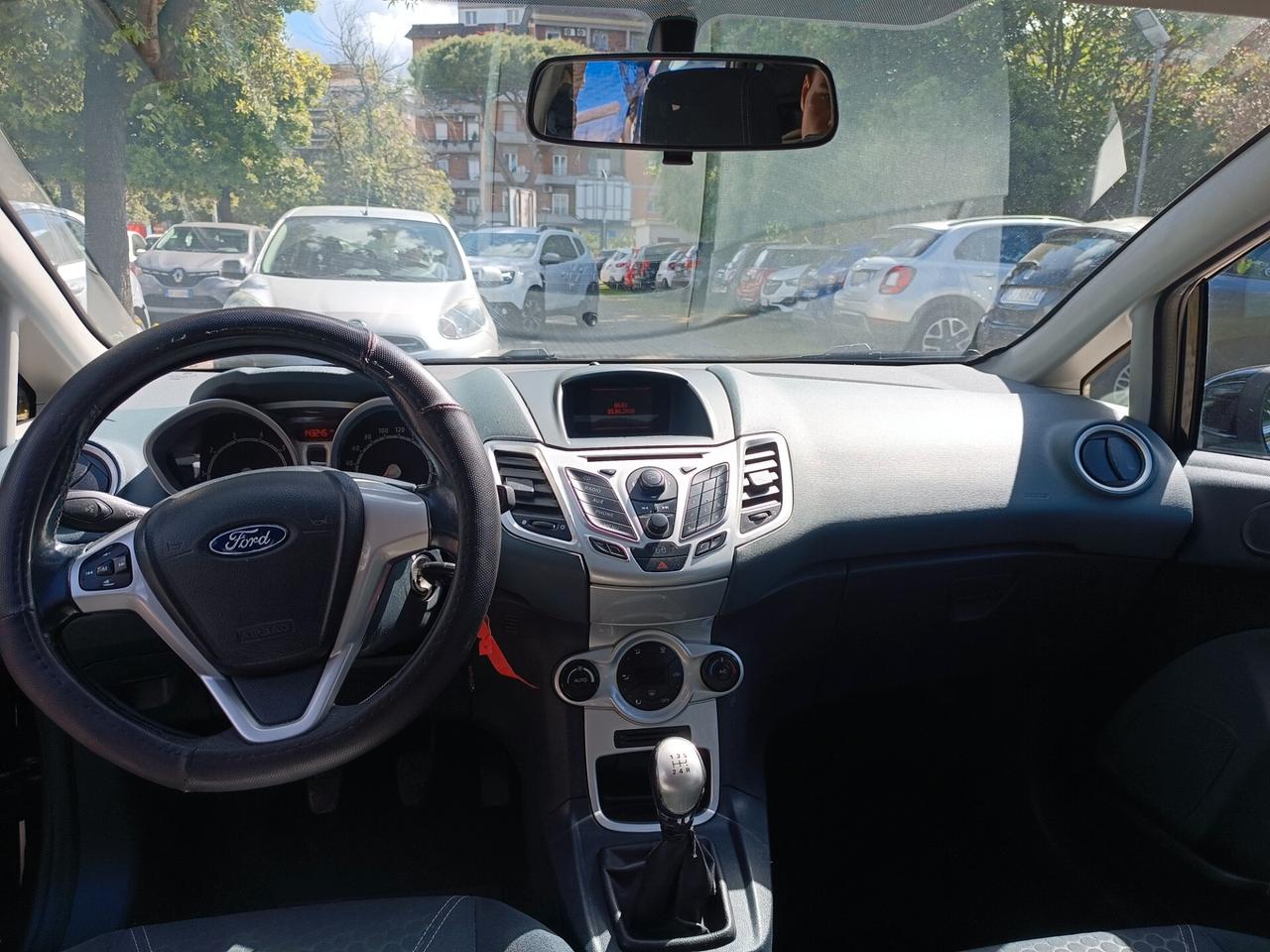 Ford Fiesta 1.4 5 porte GPL
