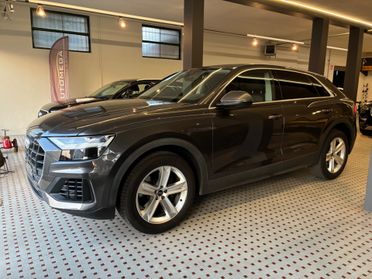 Audi Q8 55 3.0 340cv Quattro Aziendale