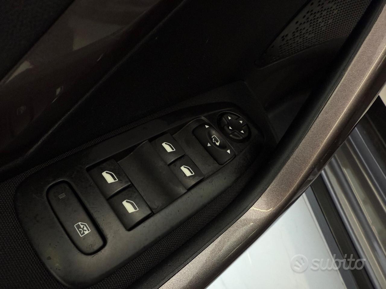 Peugeot 2008 1.2 VTi Active ok neopatentati