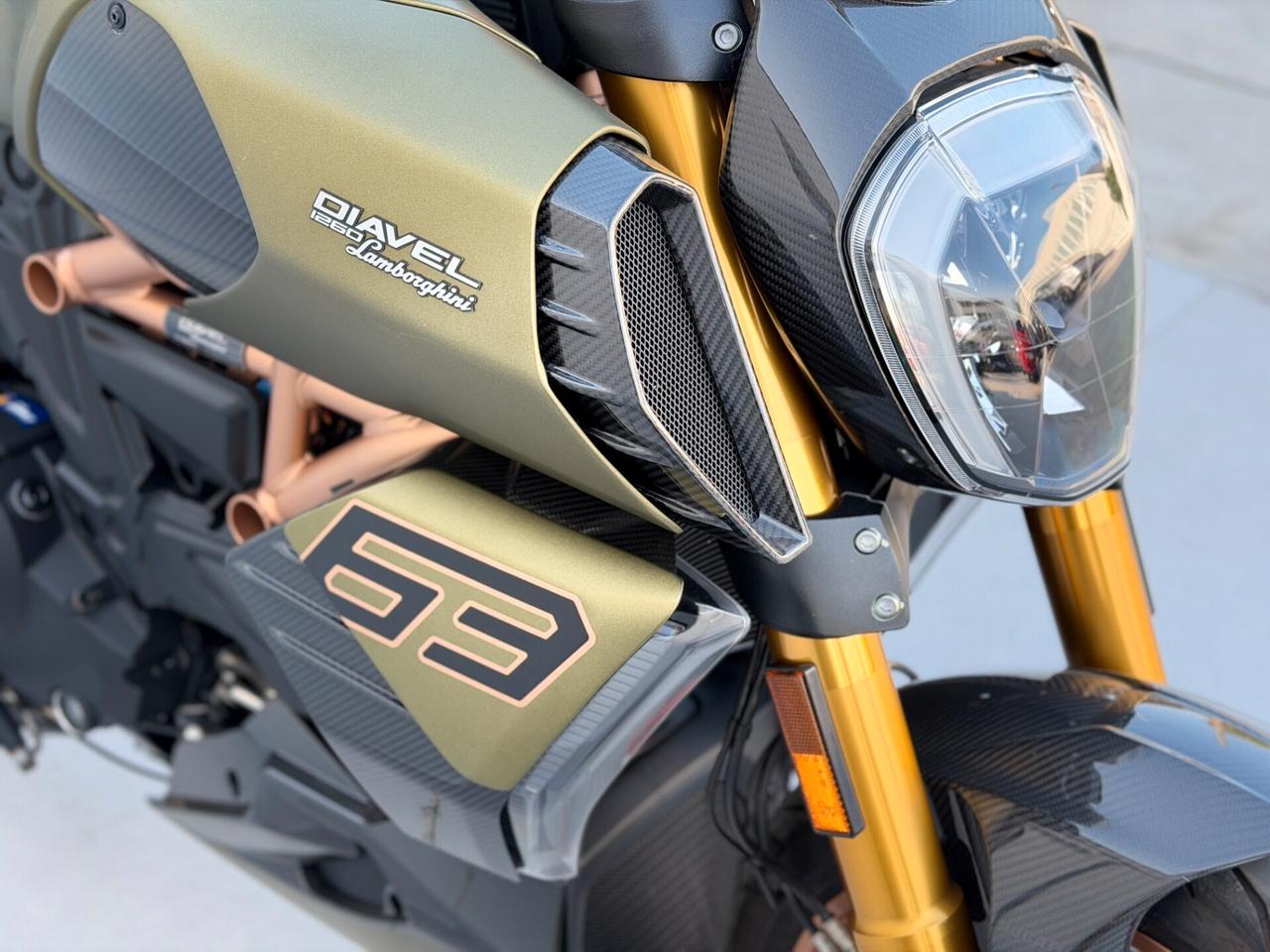 Ducati Diavel 1260 by LAMBORGHINI LIMITED EDITON N.556/630