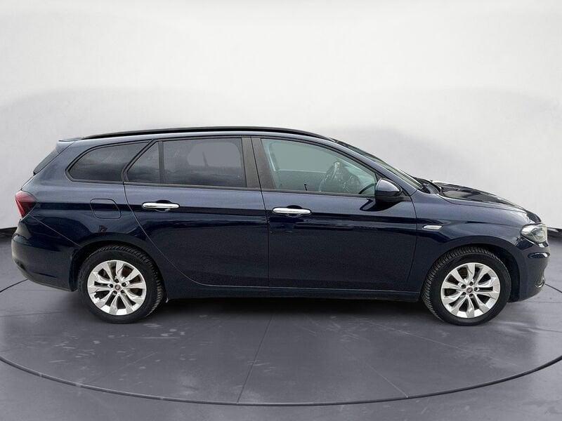 FIAT Tipo Station Wagon 1.4 95cv Easy my17 1.4 SW Easy 95 cv gancio traino