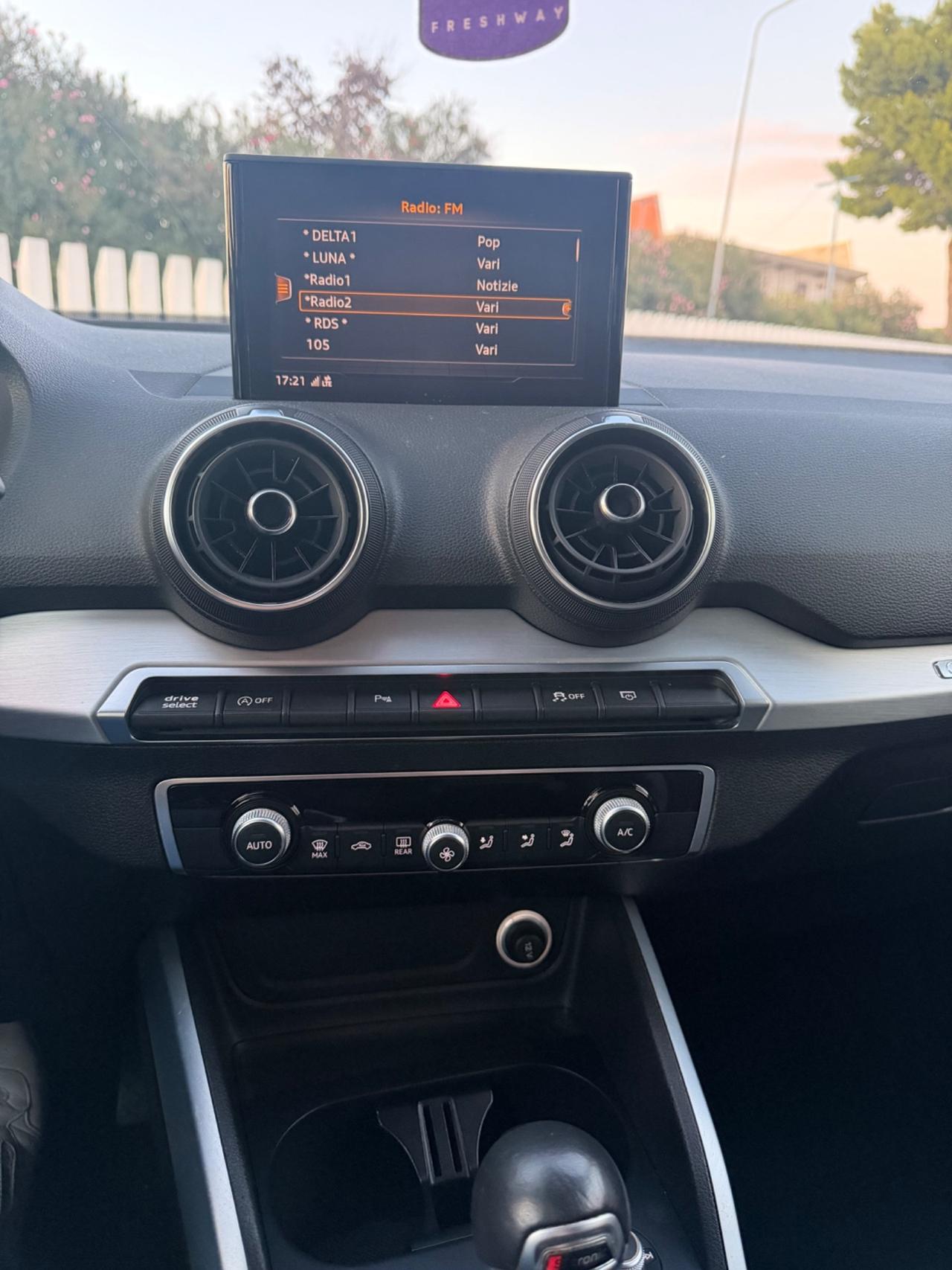 Audi Q2 35 TFSI S tronic line Edition