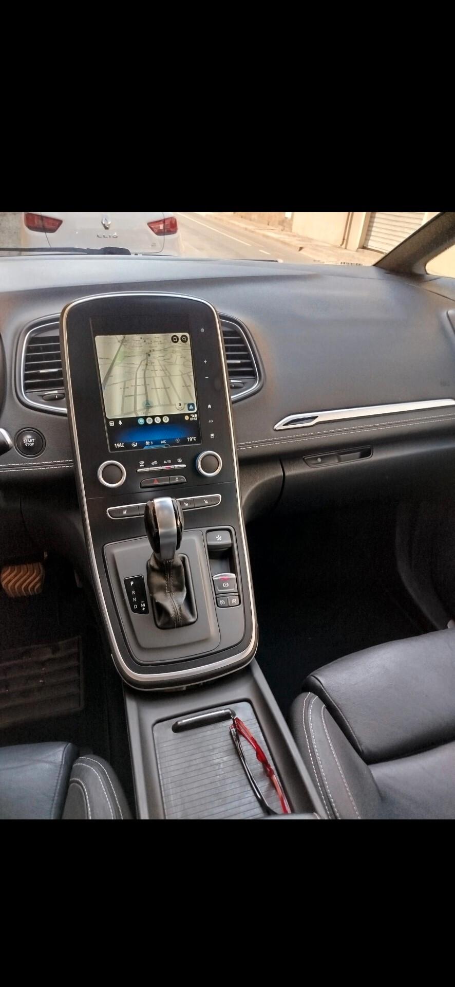 Renault Grand Scenic dCi 8V 110 CV EDC Energy Zen