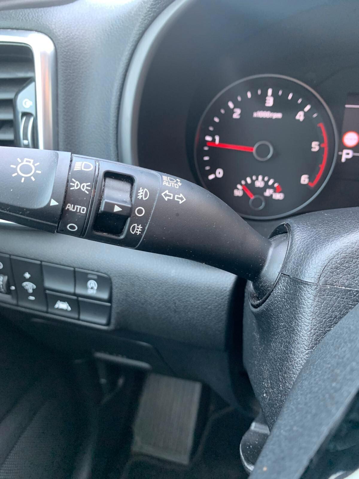 Kia Sportage 1.6 CRDI Mild Hybrid TETTO Unicop.