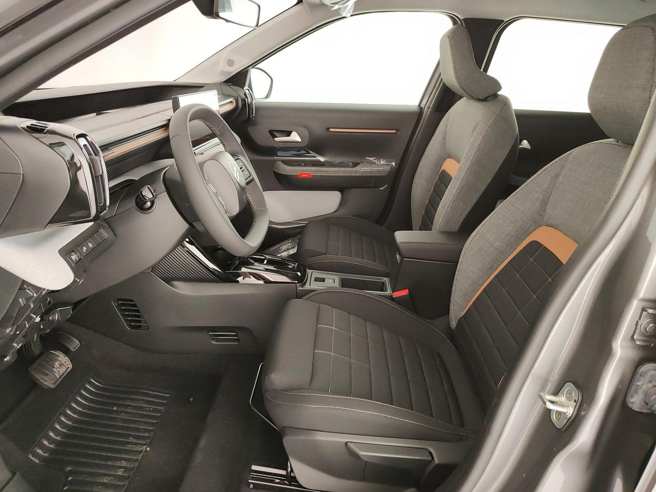 Citroen C3 Aircross motore elettrico 113 CV Plus