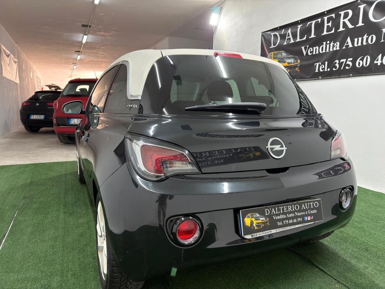 Opel Adam 1.2 70 CV White-Black Link