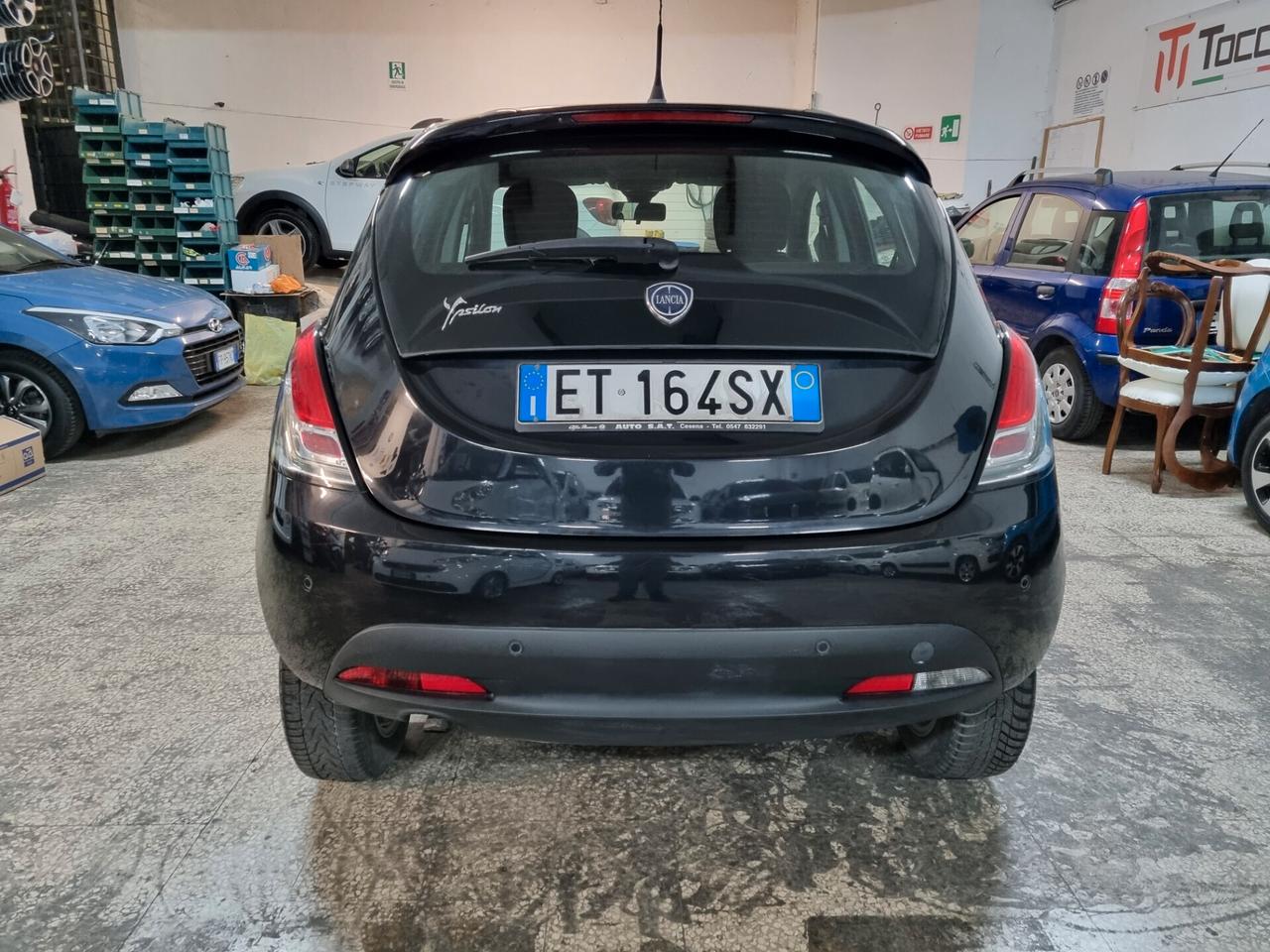 Lancia Ypsilon 0.9 TwinAir 85CV 5P Ecochic Gold