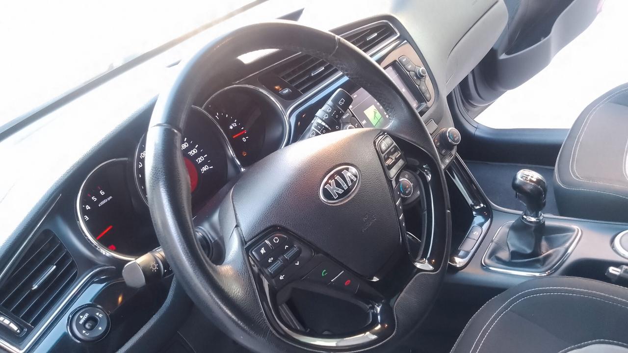 Kia Ceed cee'd 1.6 CRDi navi pelle tetto full 2016