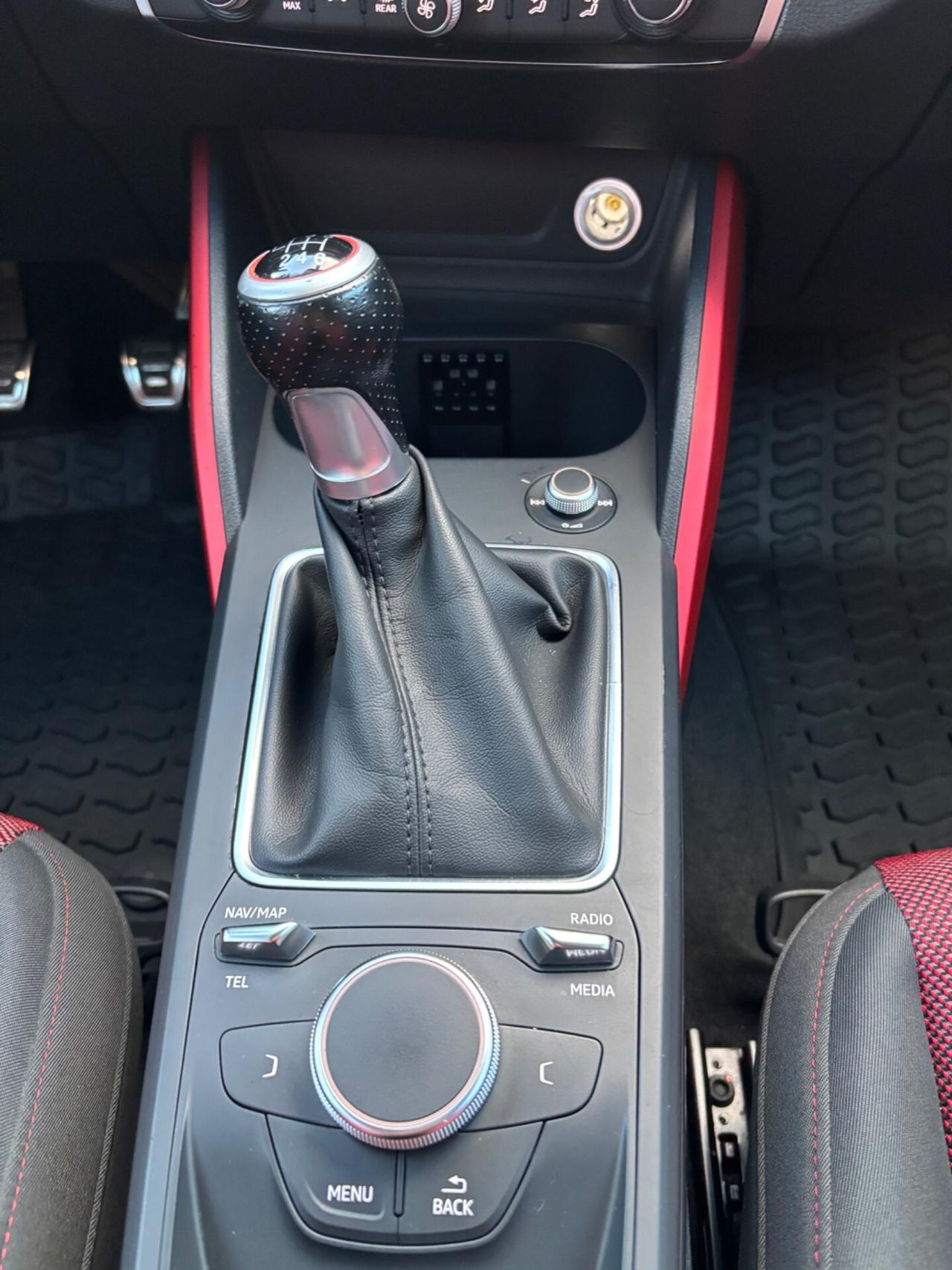 Audi Q2 1.6 TDI S line RED Edition