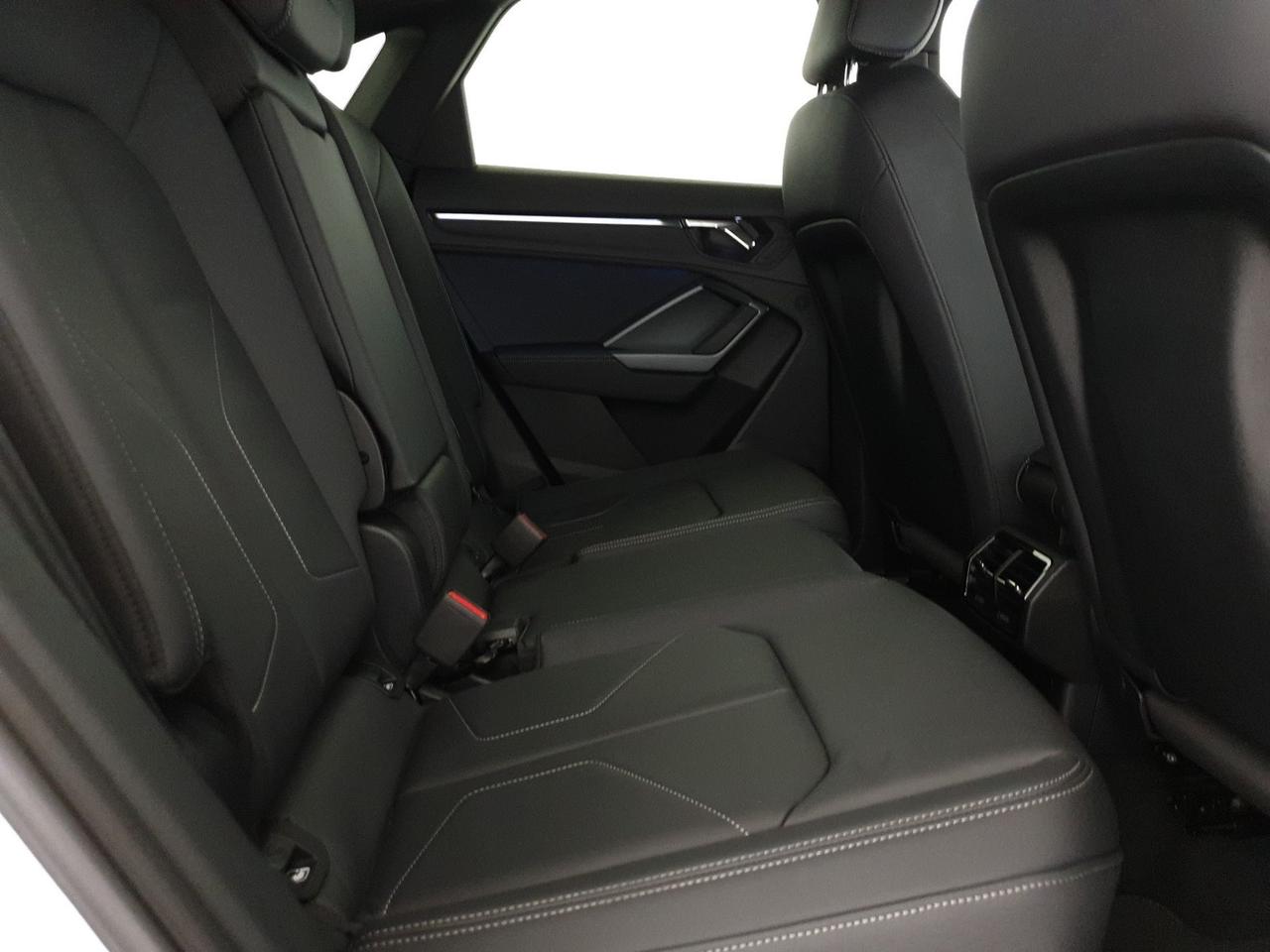 Sportback 35TDI 150CV S tronic Identity Black