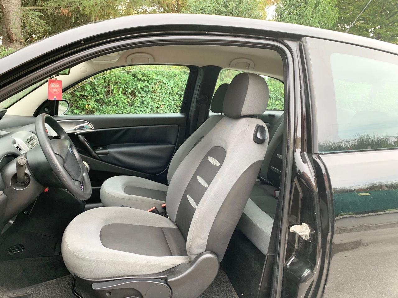 Lancia Ypsilon restailing 1.2 metano benzina