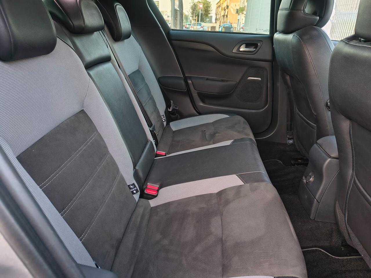 DS4 1.6 DIESEL SOLO 60.000 KM UNICOPROPRIETARIO