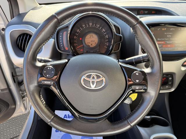 TOYOTA Aygo 1.0 VVT-i 69 CV 5 porte x-cite TSS