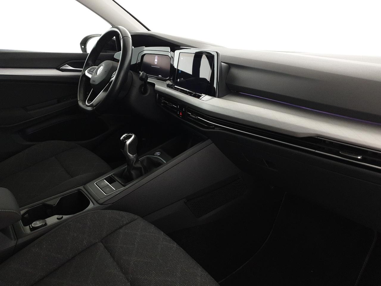 Volkswagen Golf 1.5 tgi life 130cv