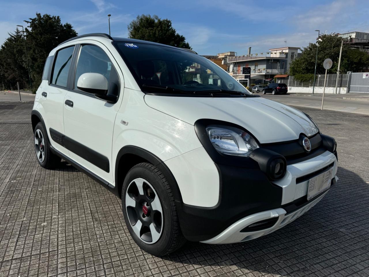 Fiat Panda 1.0 FireFly S&S Hybrid City Cross