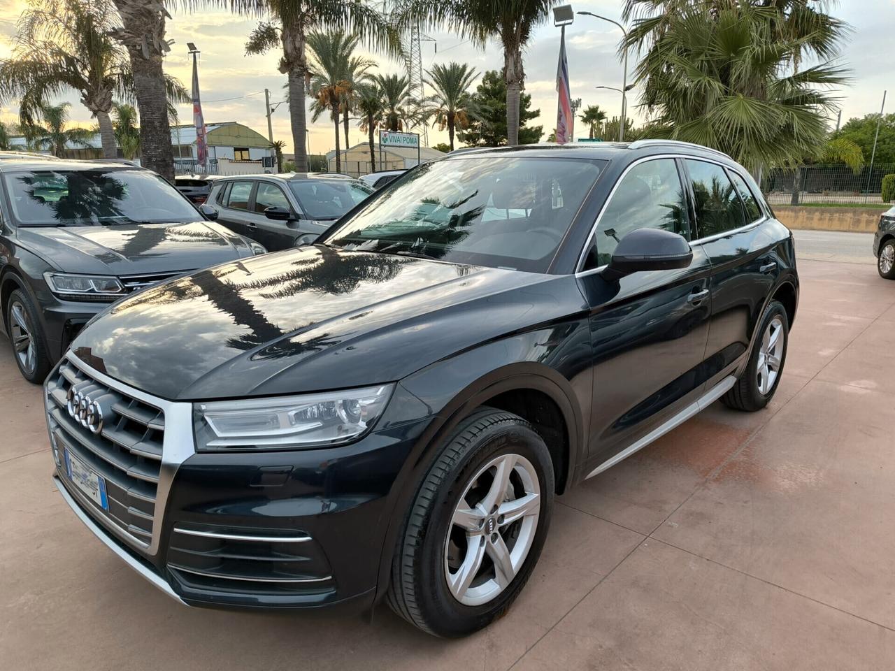 Audi Q5 40 TDI quattro S tronic Business Sport