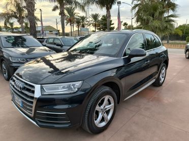 Audi Q5 40 TDI quattro S tronic Business Sport