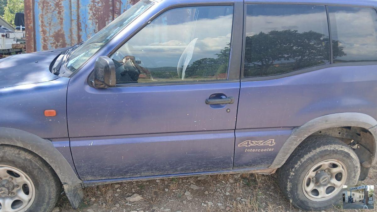 NISSAN - Terrano