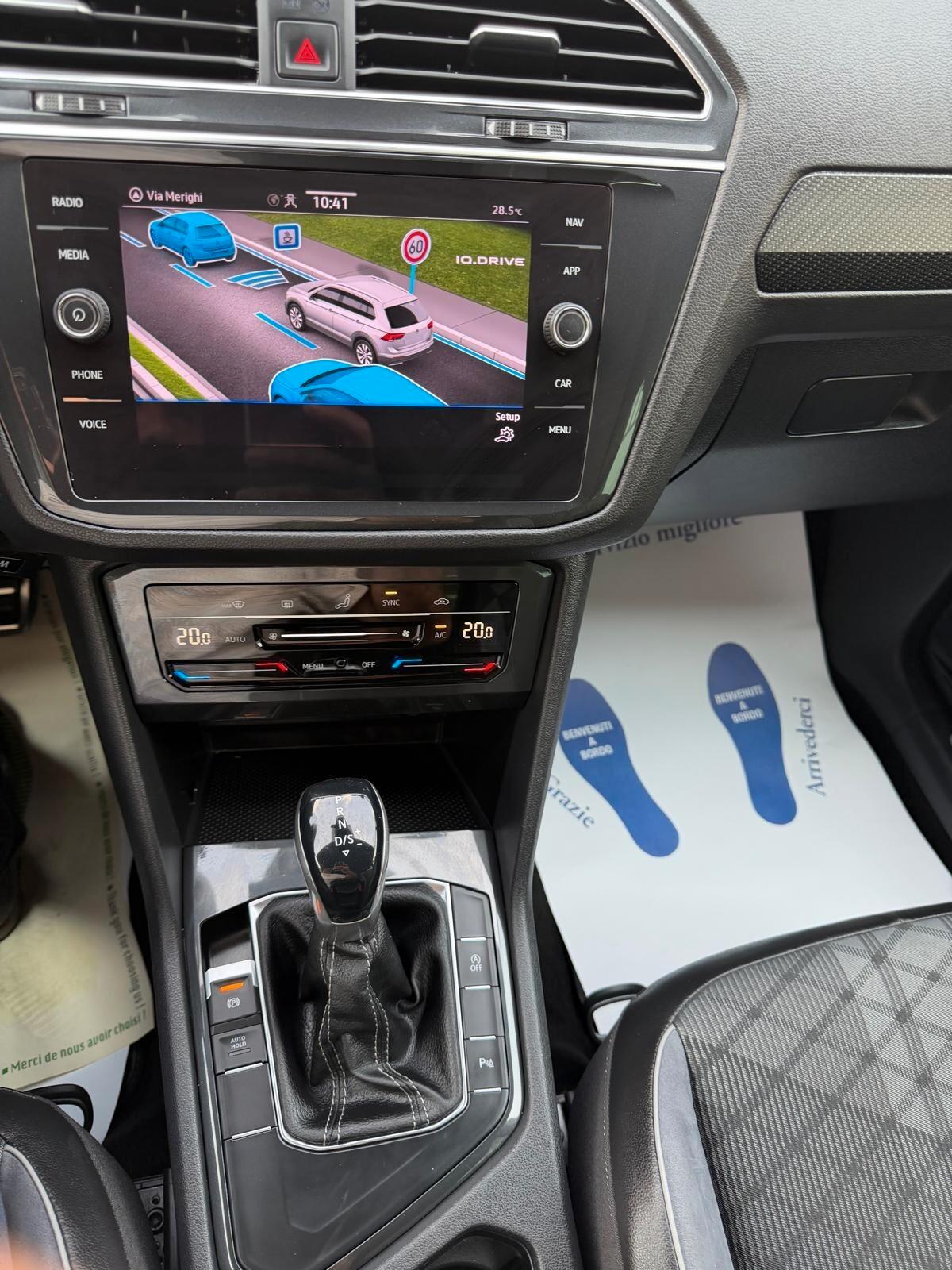 Volkswagen Tiguan 2.0 TDI 150 CV SCR DSG R-Line