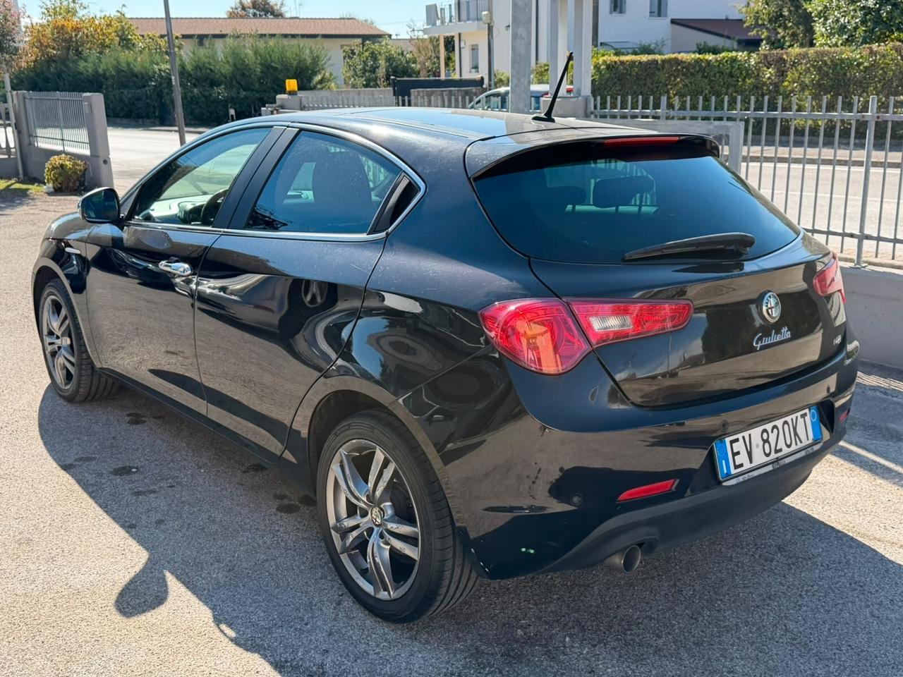 Alfa Romeo Giulietta 1.6 JTDm-2 105 CV Exclusive
