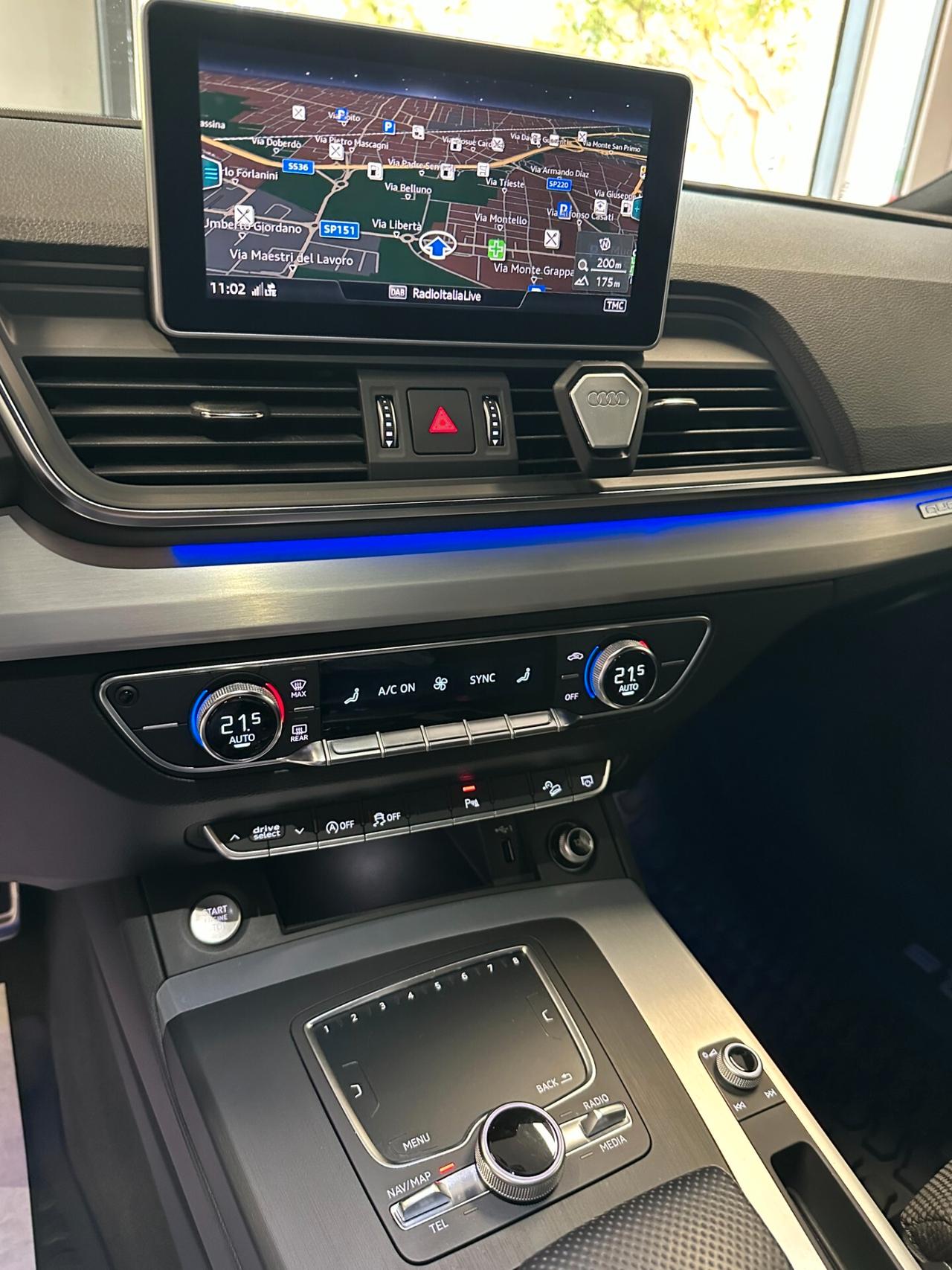 Audi Q5 40 2.0 tdi mhev S line Plus Quattro 204cv Black Edition