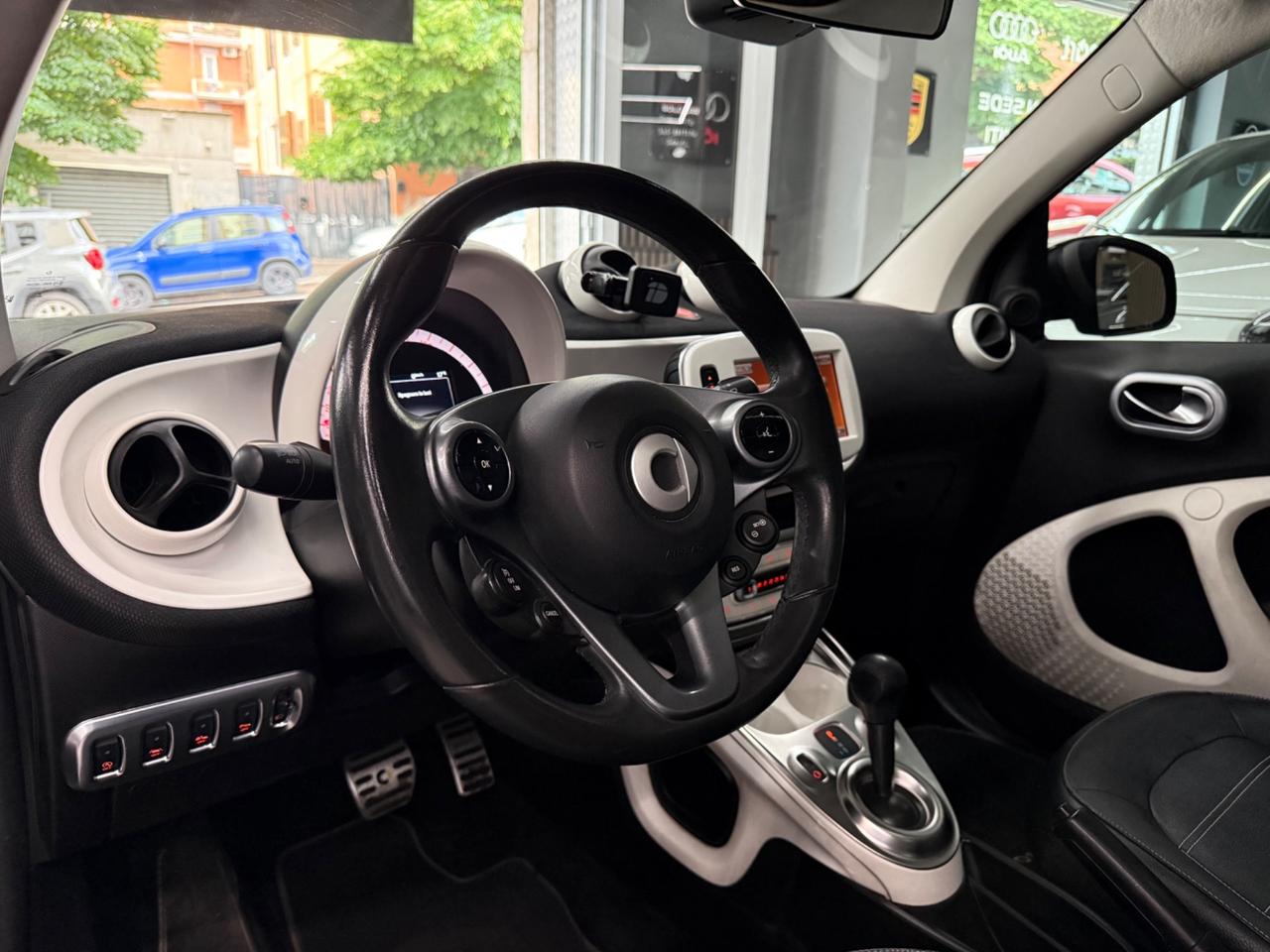 Smart ForTwo 70 1.0 twinamic Prime Brabus STYLE