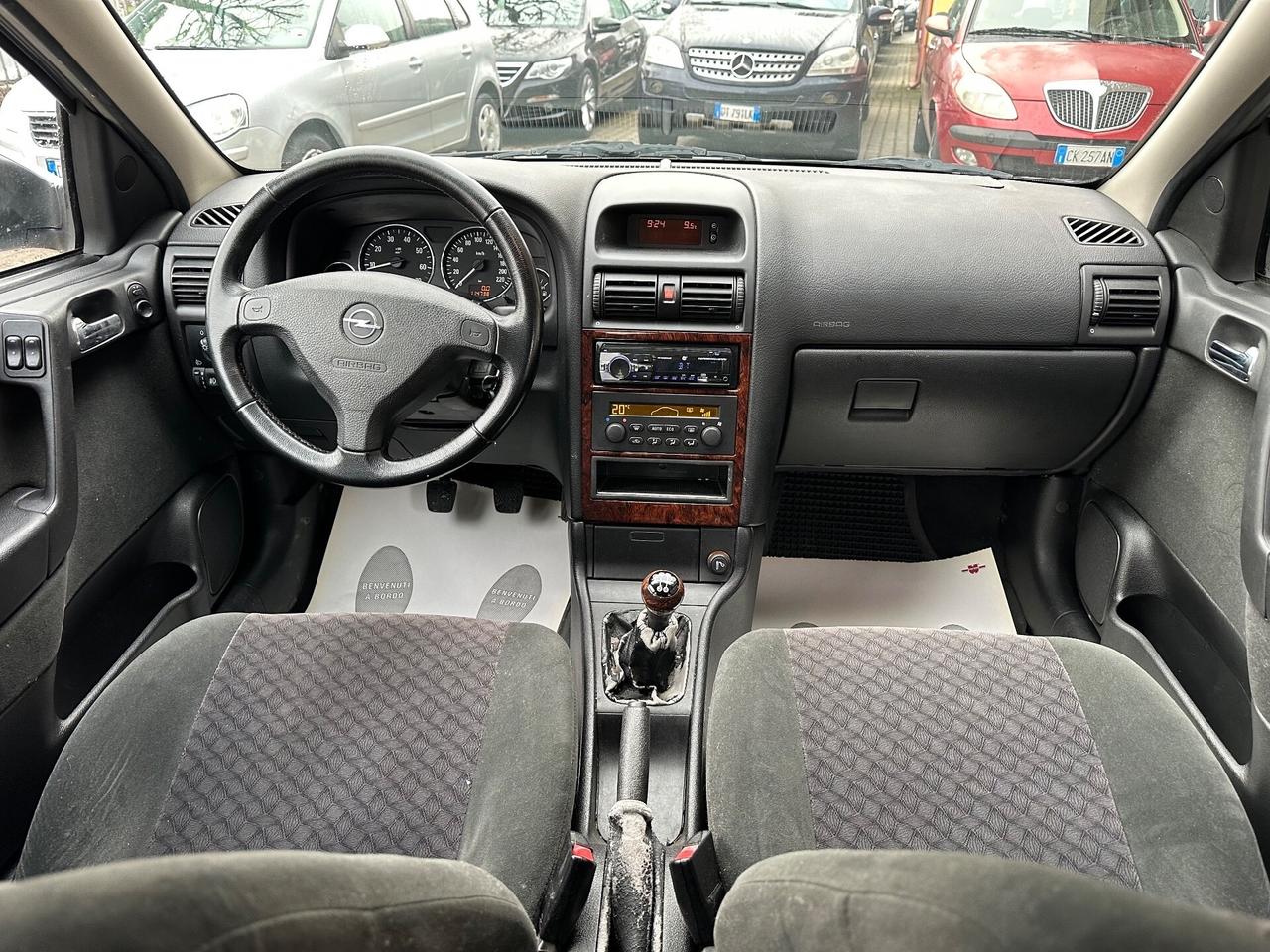 Opel Astra 1.6i 16V twin port cat 5 porte 'Njoy