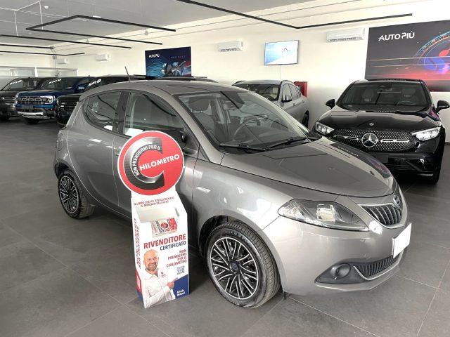 LANCIA Ypsilon 1.0 Hybrid Silver Plus