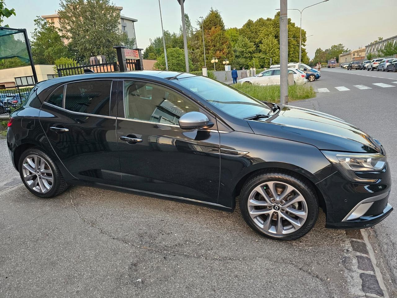 Renault Mégane 1.6 dCi 130cv GT-Line*Navi*Pdc*Unipro*Euro6*