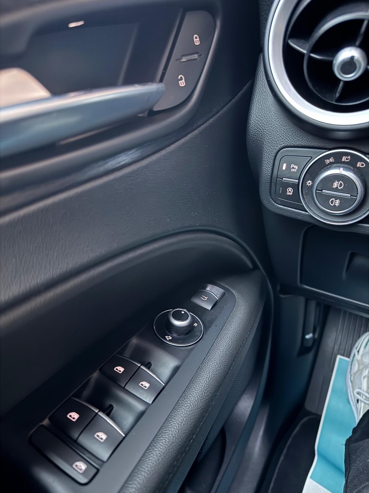 Alfa Romeo Stelvio 2.2 Turbodiesel 190 CV AT8 Q4 Super Business