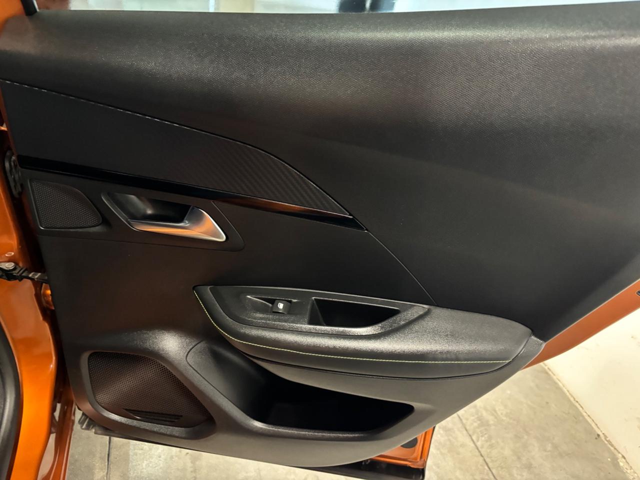 Peugeot 2008 1.2 BENZINA Allure |OK NEOPATENTATI |