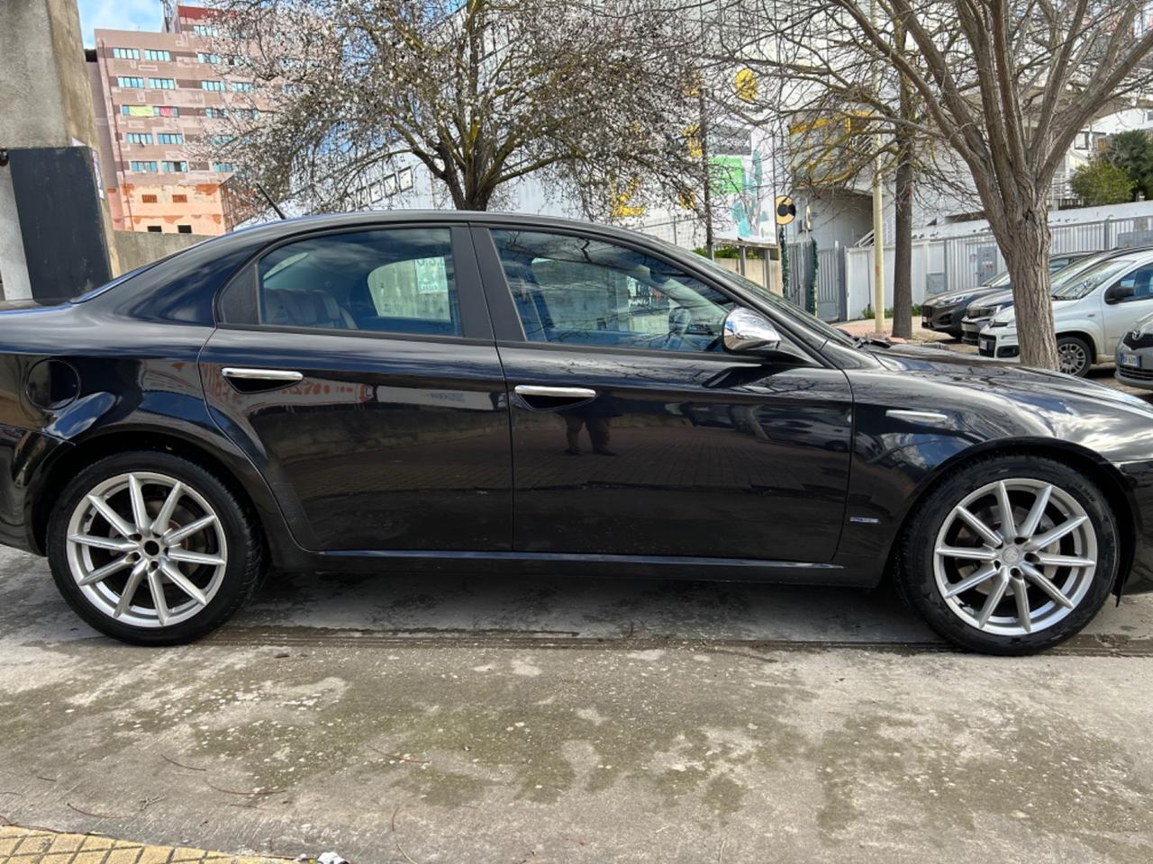 Alfa Romeo 159 1.9 JTDm AUTOM. Exclusive