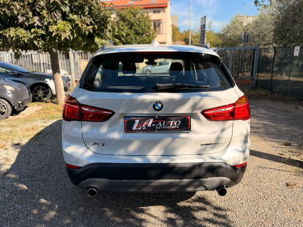 BMW - X1 - sDrive18d Business