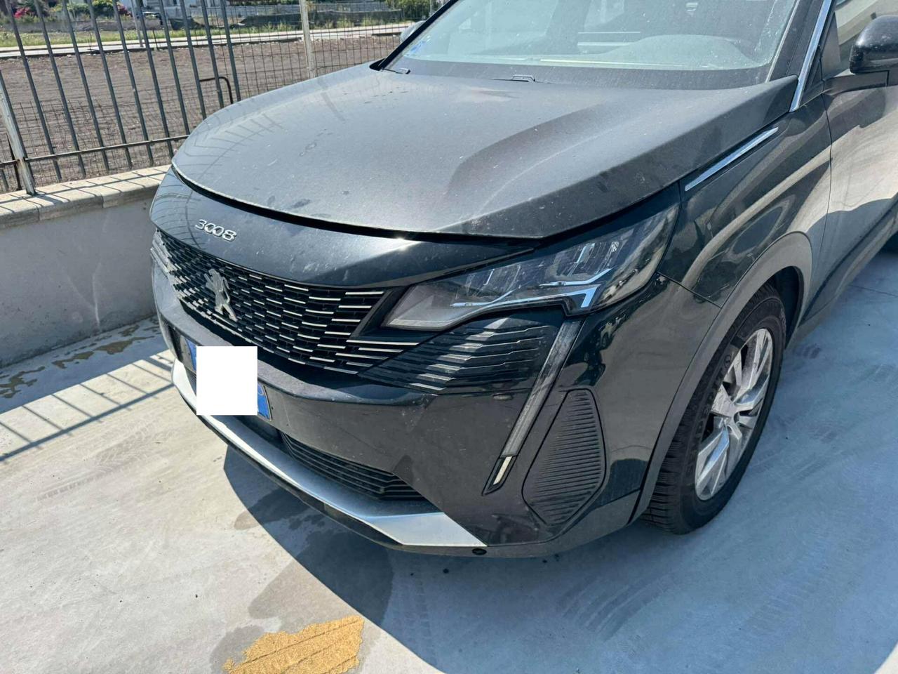 Peugeot 3008 BlueHDi 130 S&S EAT8 Allure-2021