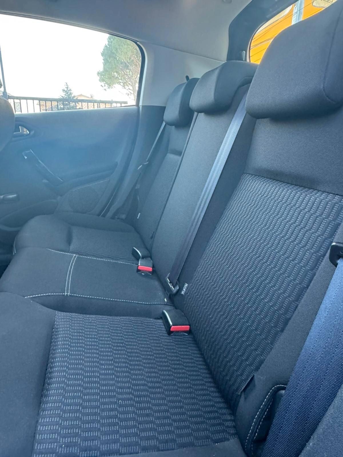 Peugeot 208 PureTech 82 5p. GPL Allure