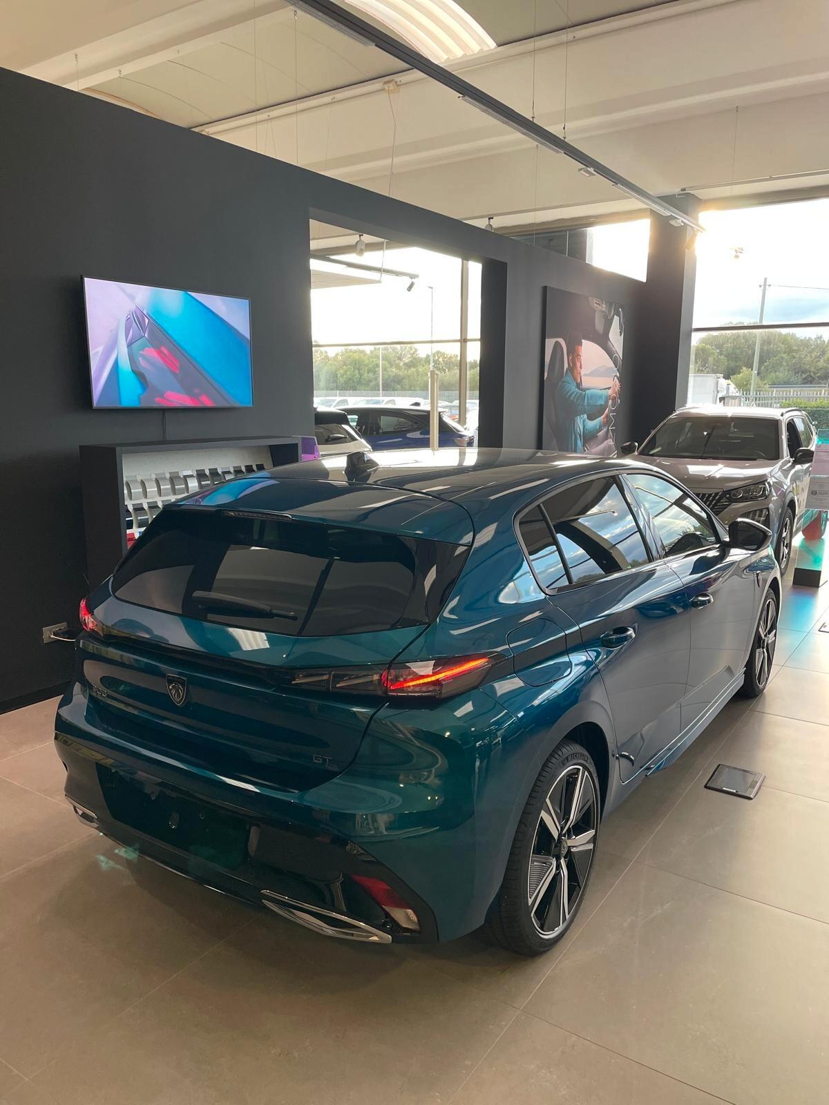 Peugeot 308 Hybrid 145 e-DCS6 GT