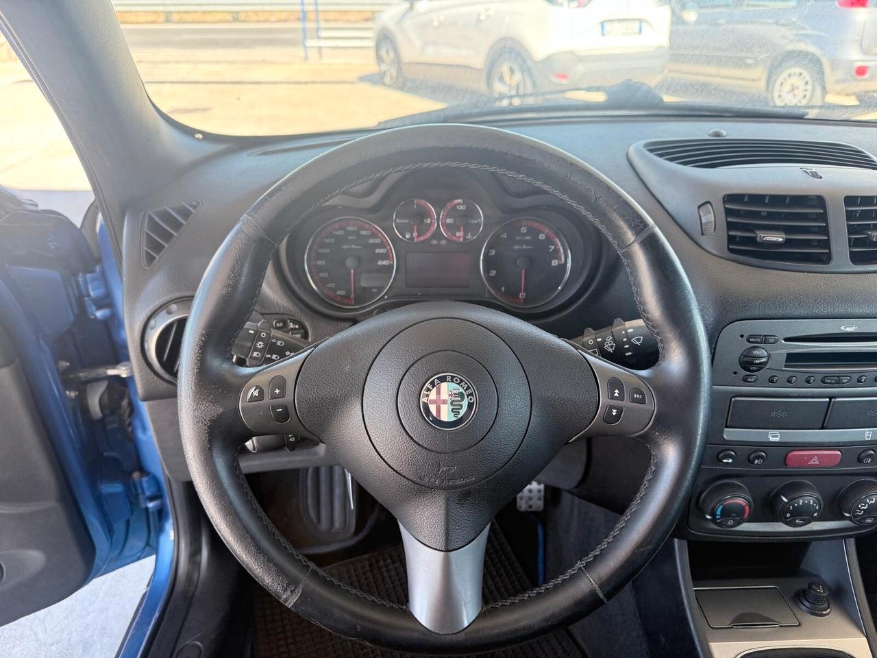 Alfa Romeo 147 1.6 16V TS (105) 5 porte Black Line