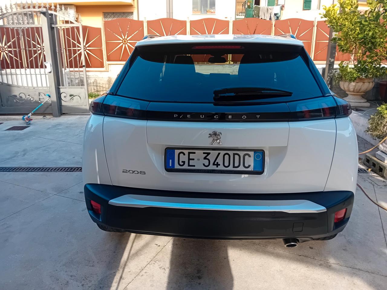 Peugeot 2008 BlueHDi 130 S&S EAT8 GT