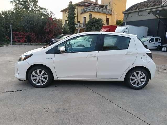 Toyota Yaris hybrid 5p 1.5h Lounge AUTOMATICA X NEOP.