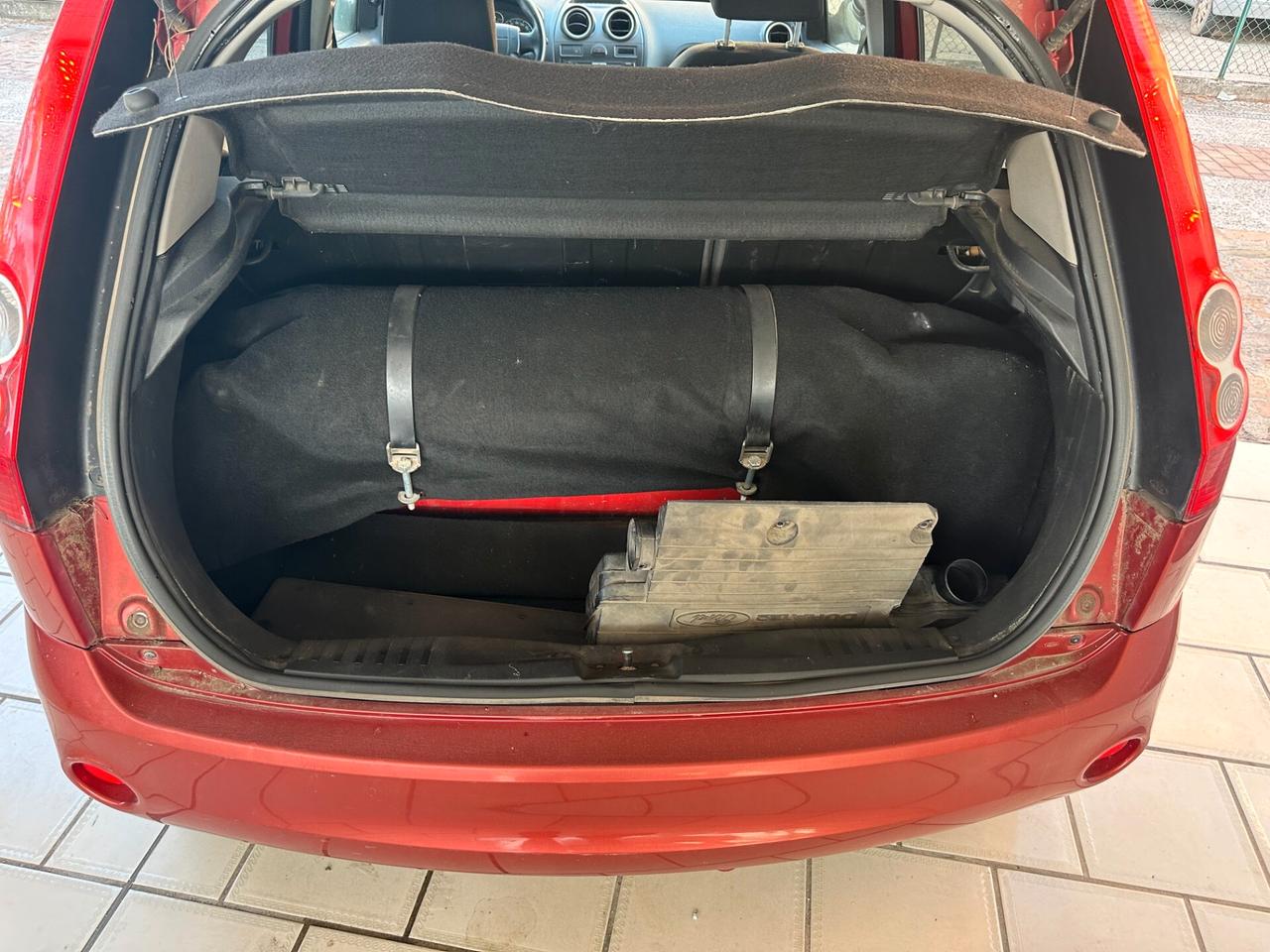 Ford Fiesta 1.2 METANO NEOPATENTATI