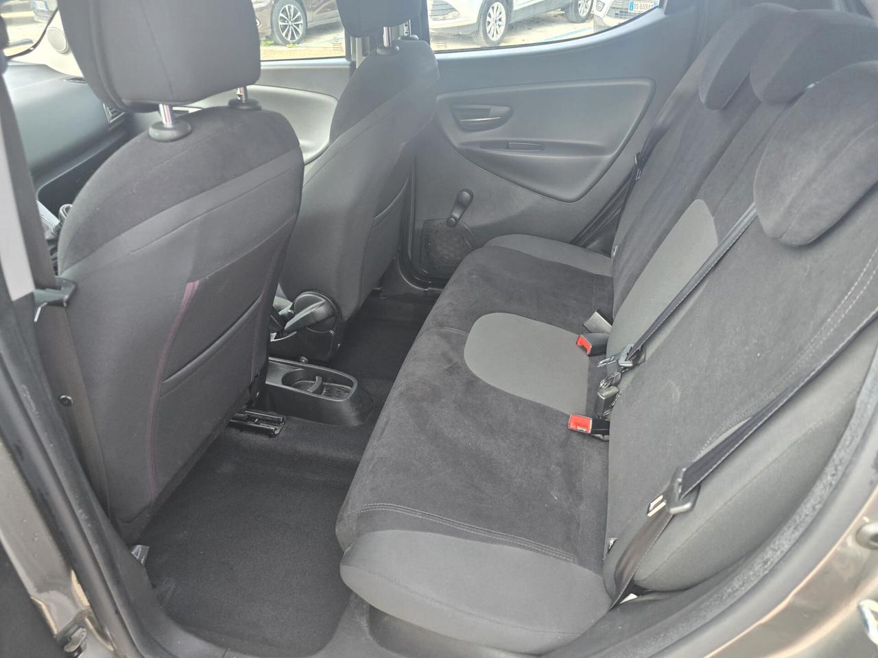 Lancia Ypsilon 1.3 MJT 16V 95 CV 5 porte S&S Gold