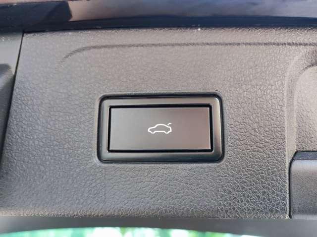 Volkswagen Passat Variant 1.6 tdi 120cv TETTO PANORAMICO