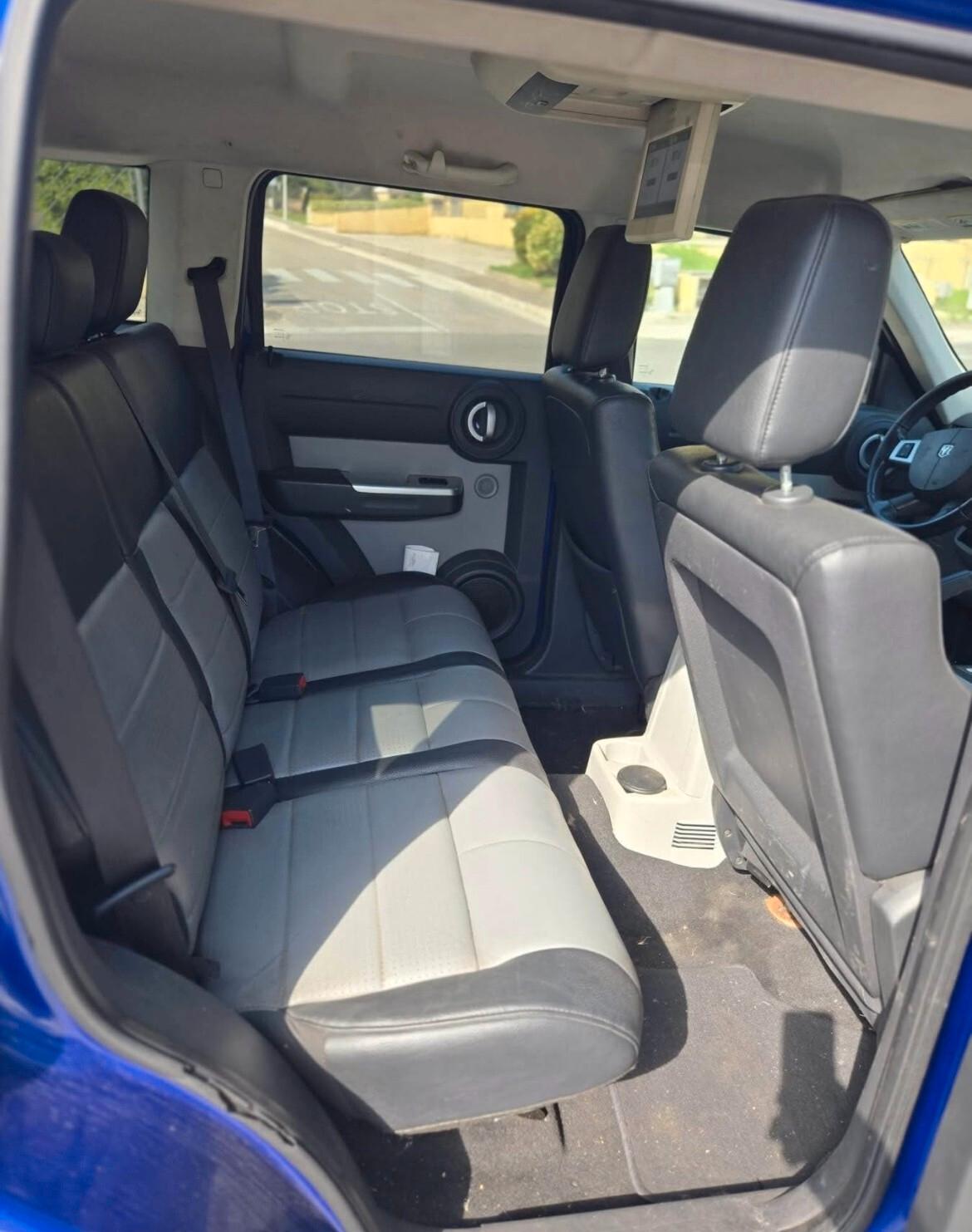 Dodge Nitro 2.8 CRD DPF R/T 4WD PELLE