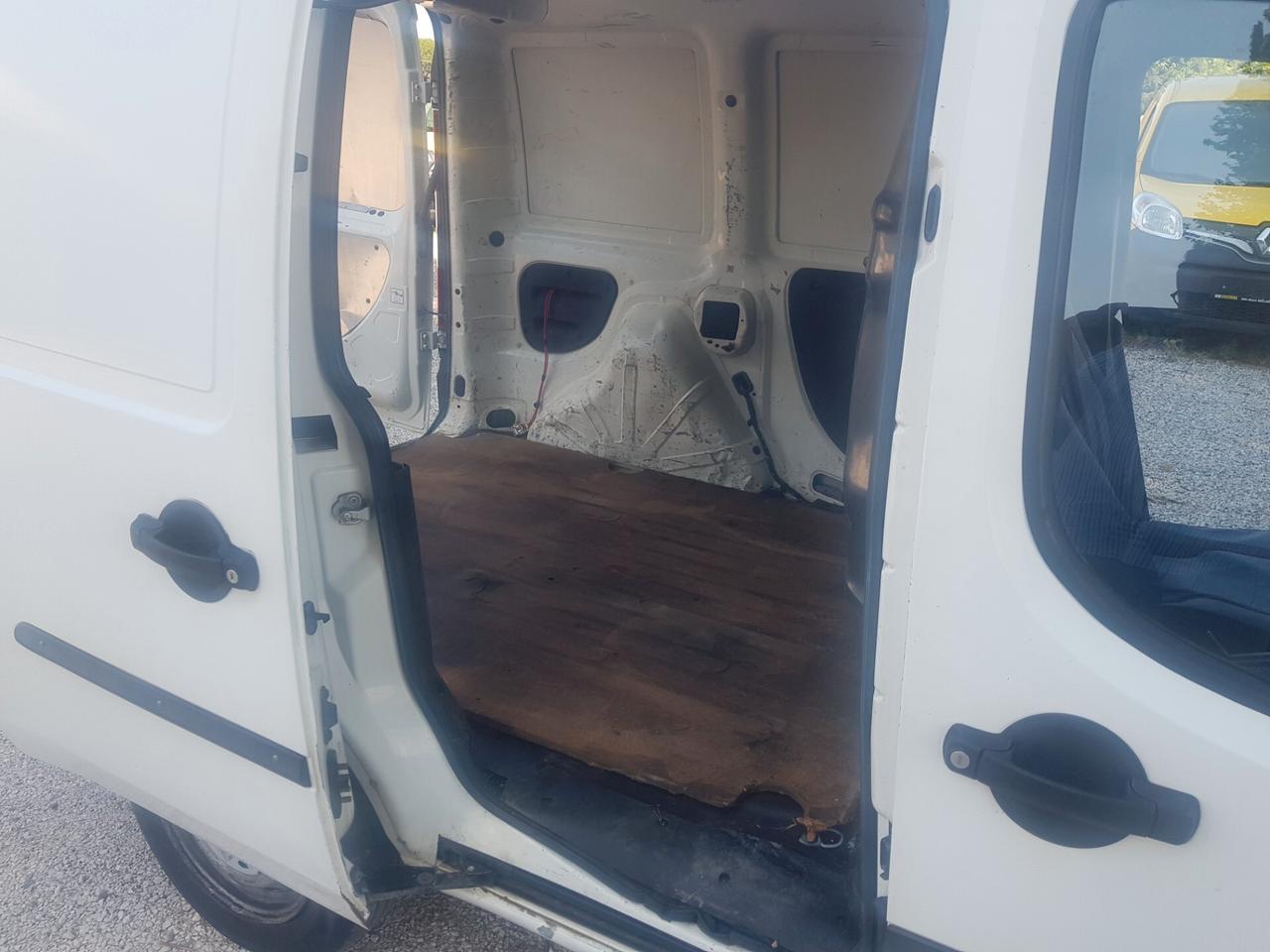Fiat Doblo 1.9 JTD cat Cargo Lamierato