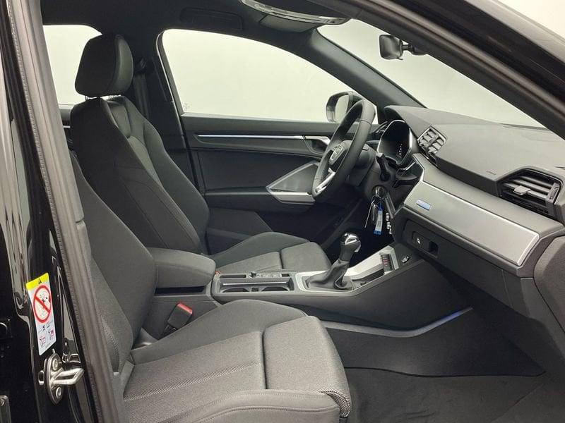Audi Q3 SPB 35 TFSI S tronic S line 18" Led Matrix Navi Camera