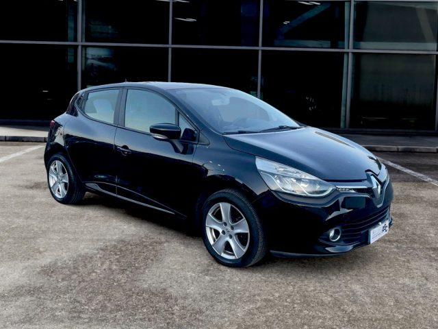 RENAULT Clio 1.2 BENZ 75CV 5 porte ADATTA A NEOPATENTATI