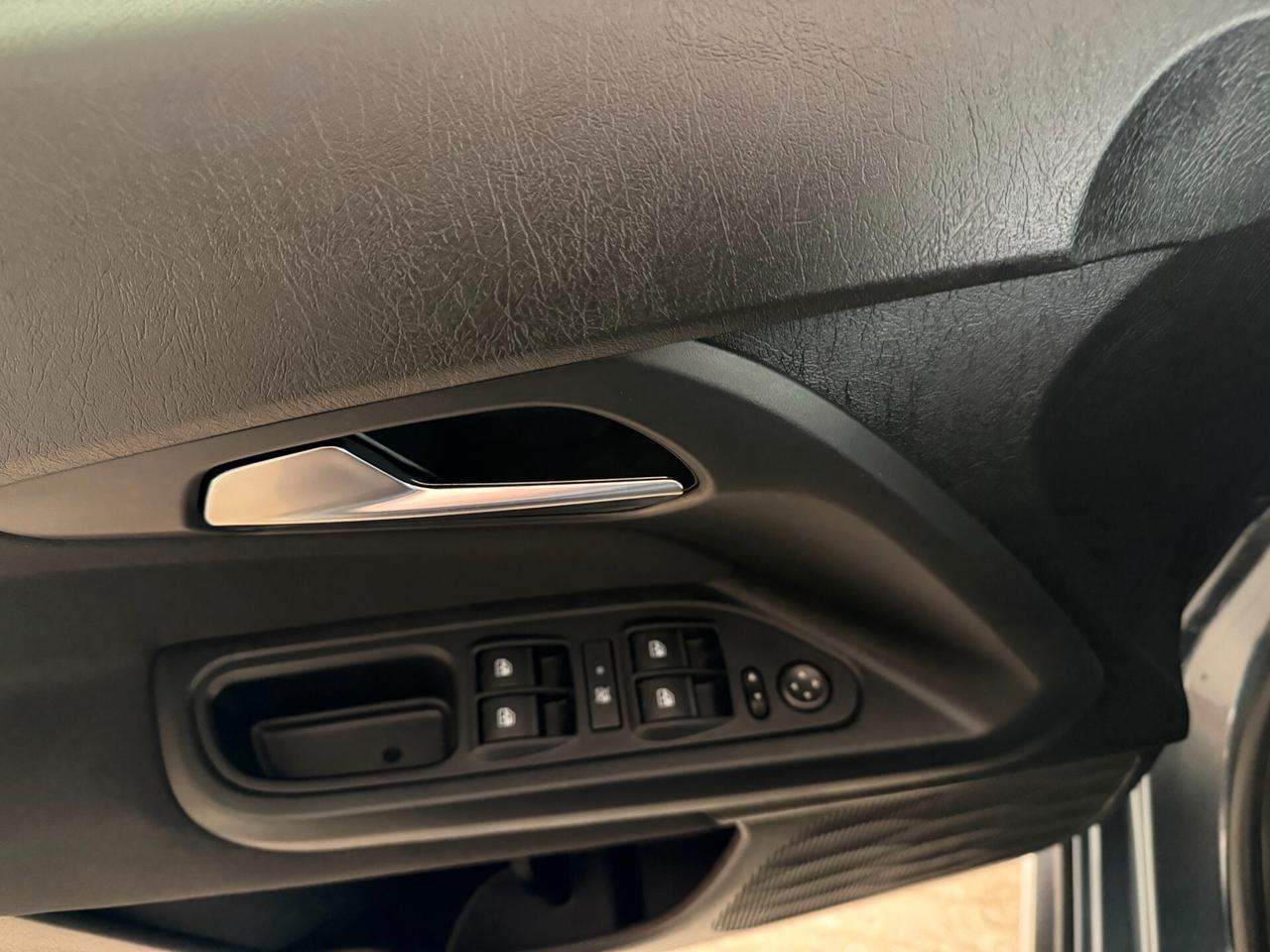 Fiat Tipo SW 1.6 M.JET 130 cv. CROSS