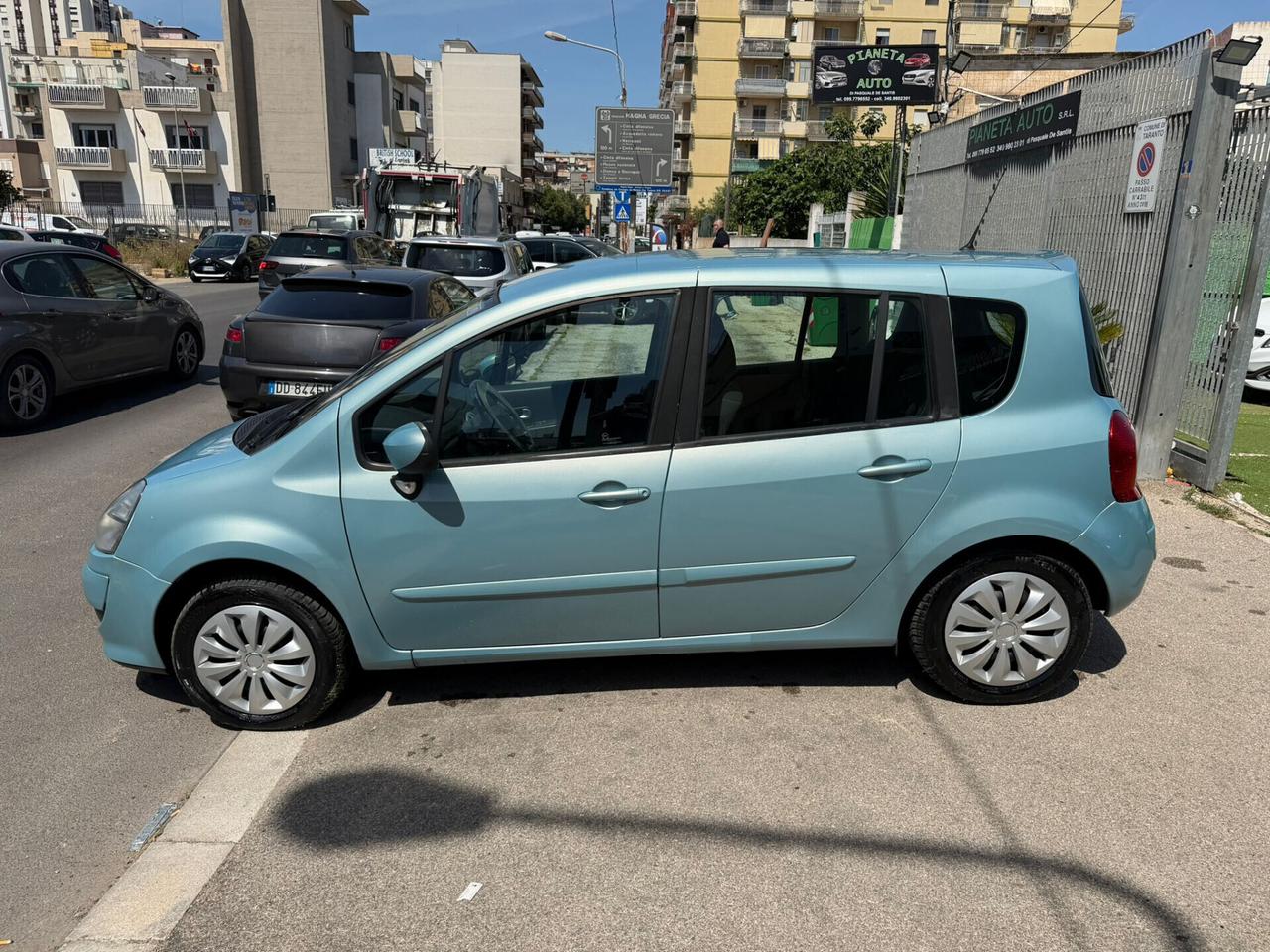 Renault Modus Grand 1.2 16V Dynamique